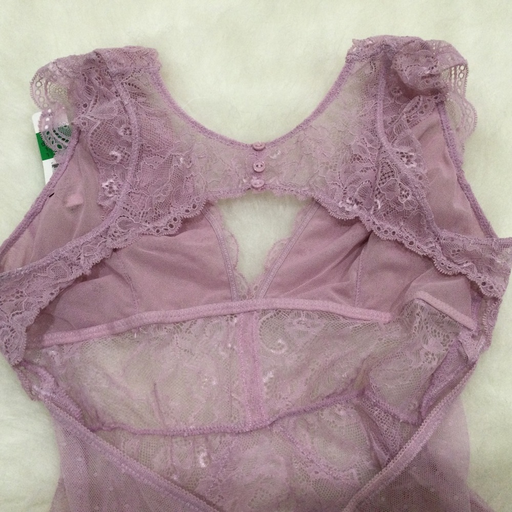 💝LOVE SALE💝SAM EDELMAN LACE CAPSLEEVE BODYSUIT - Picture 11 of 16